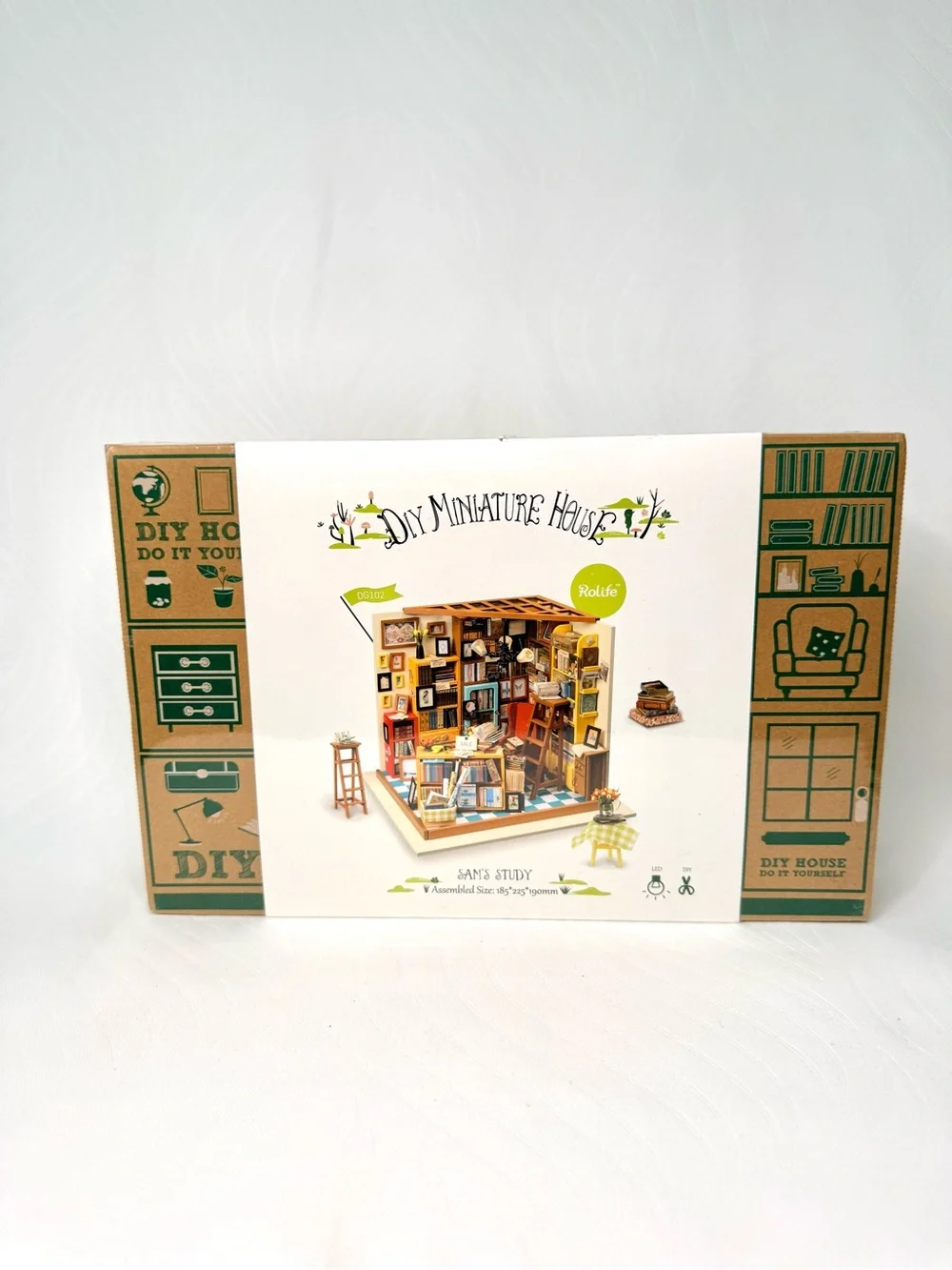 Rolife DIY Miniature House Kit - Sam’s Study (Library / Bookstore) with LED Ligh